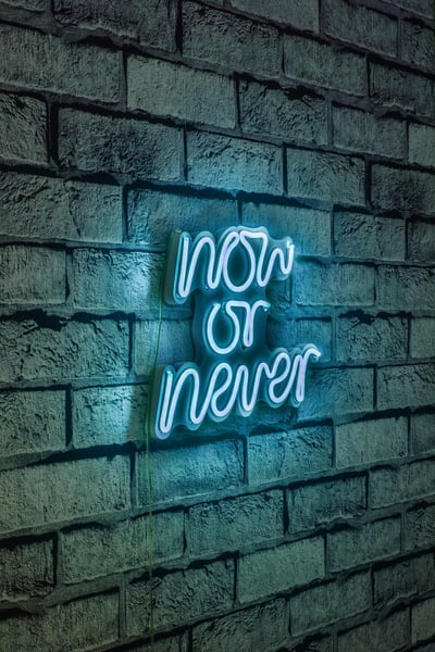 Neonverlichting Now Or Never - Wallity reeks - Geel Neonverlichting Now Or Never - Wallity reeks - Geel