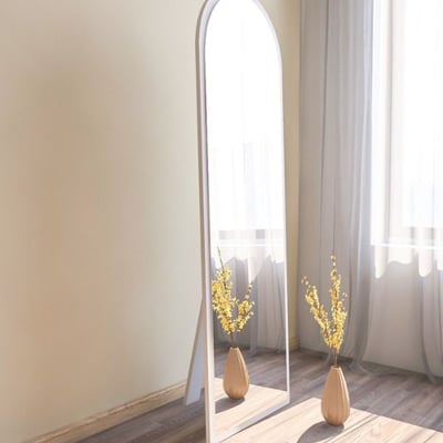 Emma Spiegel | 50x160cm | 100% MDF | Wit