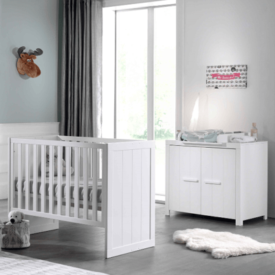 Babykamer Erik: babybed 60x120cm, commode, luierplank - wit