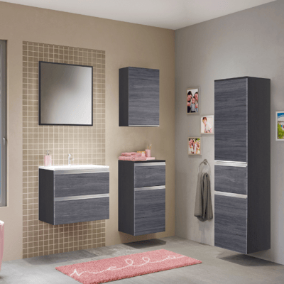Badkamer Lotuk: hangkastjes, spiegel, wastafelmeubel, kolomkast - grijze eik Badkamer Lotuk: hangkastjes, spiegel, wastafelmeubel, kolomkast - grijze eik