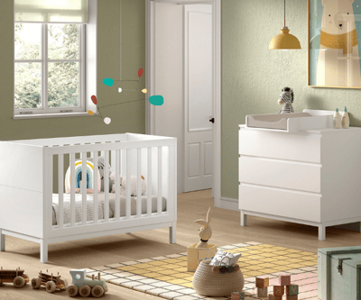 Babykamer Eva: babybed 60x120cm, commode met luierplank - wit