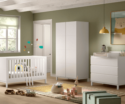 Peuterkamer Eva: peuterbed 70x140cm, commode met luierplank, kleerkast - wit
