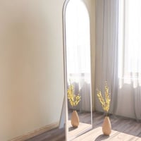 Emma Spiegel | 50x160cm | 100% MDF | Wit