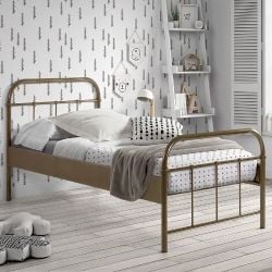 Metalen kinderbedden