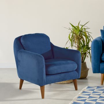 Del Sofa Wing Chair in donkerblauw gebreide stof met dennenhouten frame