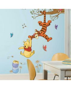 XL muursticker Winnie the Pooh Swinging for Honey